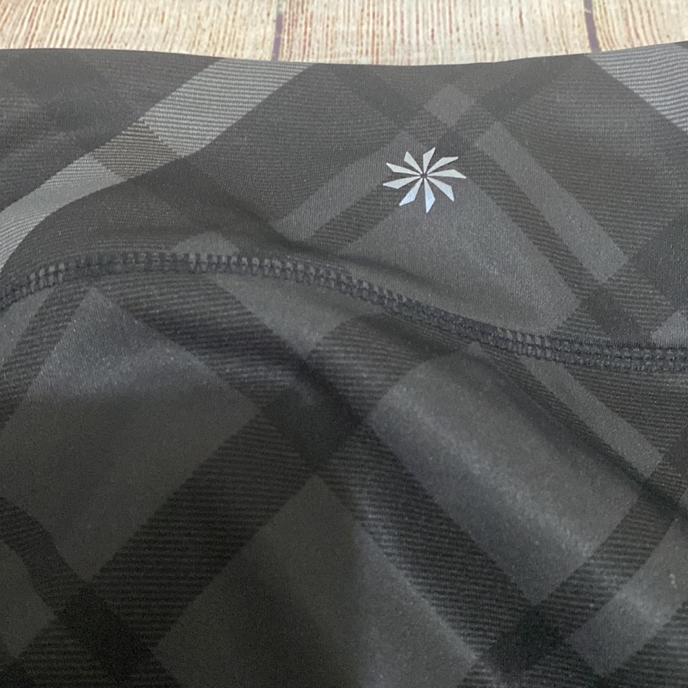 ATHLETA PLAID WANDER MINI SKIRT in size M - Picture 4 of 8